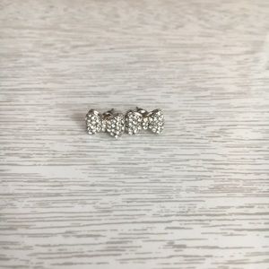 Pair of bow stud earrings